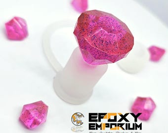 Chroma Dusted Berry Truffle Diamond Straw Topper