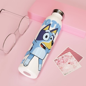 Botella de agua delgada personalizada con forma de perro azul, linda botella de hidratación para niños, regalo para amantes de los perros, botella ecológica, verano