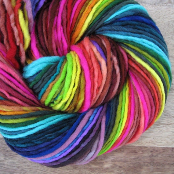 Yarnbow handspun self-stripingcolor-changing wool yarn