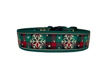 Wide 1 1/2 inch Adjustable Buckle or Martingale Dog Collar in Golden Snowflakes