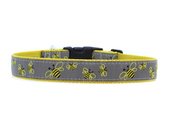 2,5 cm brett hundhalsband med justerbart spänne eller martingale i Bees