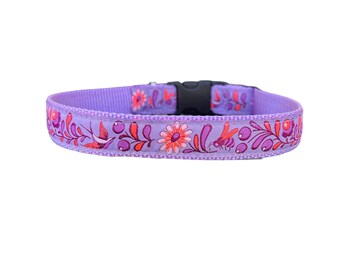 1 Inch Wide Dog Collar with Adjustable Buckle or Martingale in Lavender Buzz
