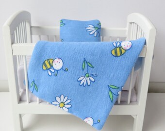 Bees & Flowers Dollhouse Crib Bedding: 1/12 Scale Miniature