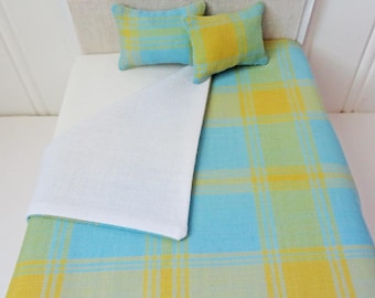Dollhouse bedding in blue and yellow plaid, Miniature bedspread and pillows