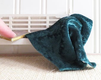 Dollhouse miniature Dark Green Crushed Velvet Dollhouse Blanket, 1:12 Scale