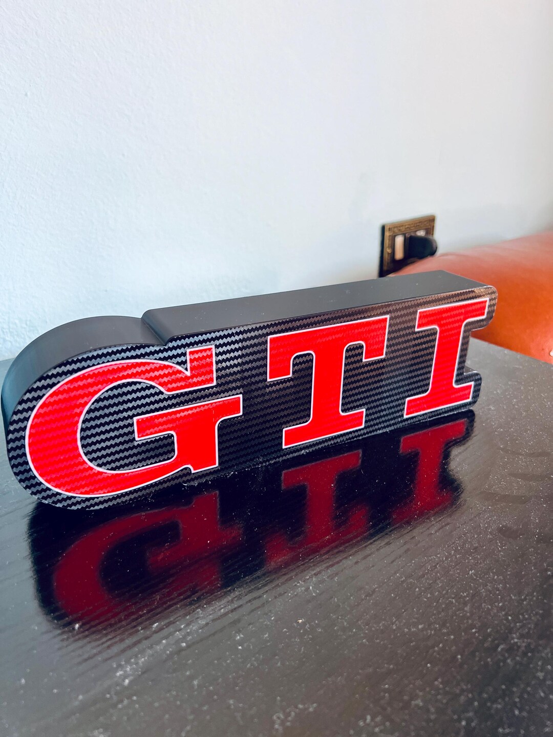 GTI 3D LED Lamp – Backlit Car Logo, Carbon Fiber Effect, USB - Etsy