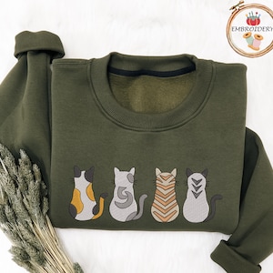 Unique Cat Embroidery Sweatshirt, Cute Animal Lover Crewneck, Cat Mom Gift Sweater, Cozy Embroidered Pullover, Custom Cat Design Top Gift