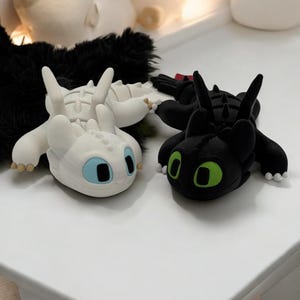 Zahnloser Light Fury Gliederdrache, flexibles Fidget Spielzeug, 3D gedruckter Stressabbau, einzigartiges Geschenk für Sie, Ihn oder Kinder