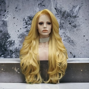 Peluca de pelo frontal de encaje rubio ondulado de cuerpo largo / Peluca rubia sintética de uso diario / Peluca de fibra resistente al calor / Peluca de encaje rubia larga / Cosplay