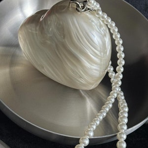 Parelwitte acryl clutch tas | Bruiloft witte koppeling | Prom clutch | Luxe avondclutch | Avondtasje | Parelmoer witte koppeling