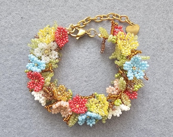 Beaded Floral Bracelet, Colorful Flower Bracelet, Handmade Jewelry, Summer bracelet
