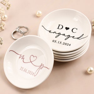 Plato de anillo de pareja personalizado, regalo de compromiso personalizado, regalo para la novia y el novio, soporte de joyería, idea de regalo inicial para parejas, regalo de aniversario