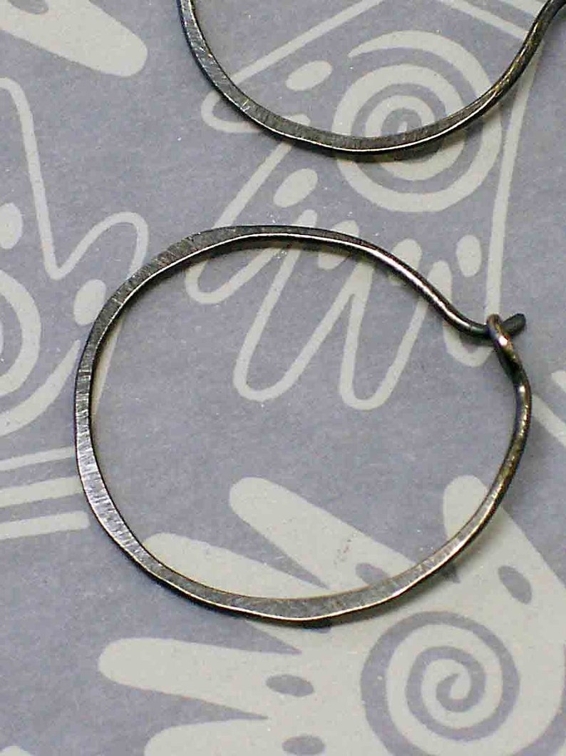 Simple Circle ... Hoop Earrings in Rustic or Shine your choice hand made in Sterling Silver afbeelding 1