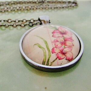 August Flower of the Month Necklace Pink Gladiolus image 2