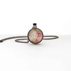 August Flower of the Month Necklace Pink Gladiolus image 4