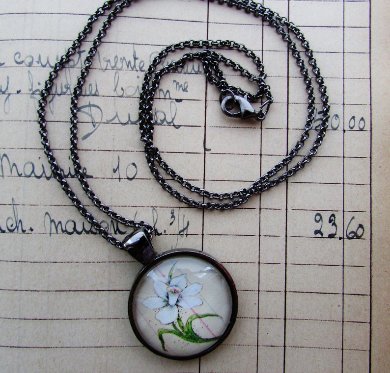 December Birth Month Flower Necklace Narcissus Flower Pendant 25 mm Round Glass Pendant Birthday Gift for Friend Mother's Day Gift image 5