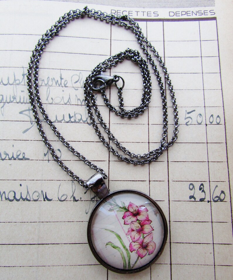 August Flower of the Month Necklace Pink Gladiolus image 7