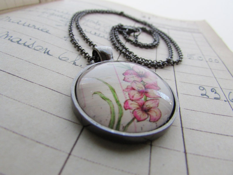 August Flower of the Month Necklace Pink Gladiolus image 6