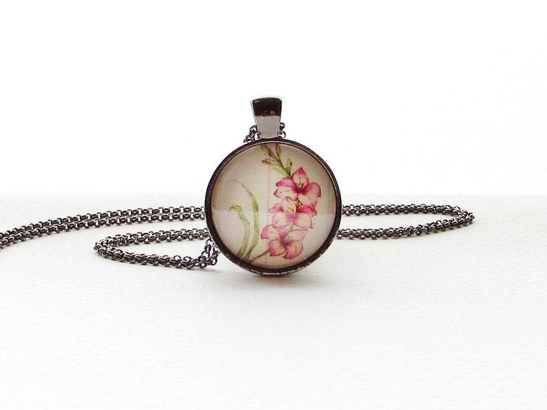 August Flower of the Month Necklace Pink Gladiolus image 3