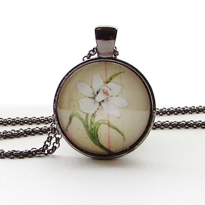 December Birth Month Flower Necklace Narcissus Flower Pendant 25 mm Round Glass Pendant Birthday Gift for Friend Mother's Day Gift image 1