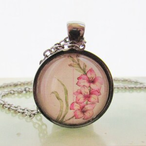 August Flower of the Month Necklace Pink Gladiolus image 10