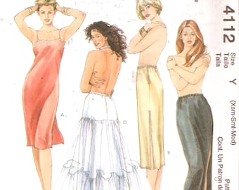 Slips half slip Petticoat Brides sewing pattern McCalls 4112 formal style sewing pattern Sz 4 to 14 UNCUT