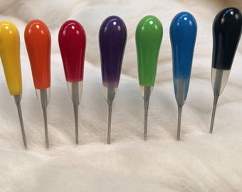 Felting Needles - Sample all Sizes / Gauges of Felt Alive Color-Coded Single Point Needle Felting Tools with Rubber Handles