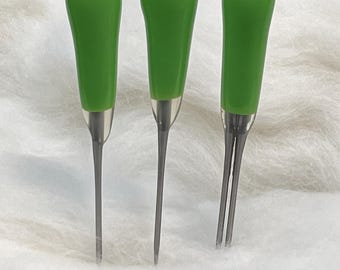 Felting Needles Reverse Barb GREEN COMBO PACK  2 Single Point and 1 Double Point Color-Coded Needle Felting Tools with Rubber Handles