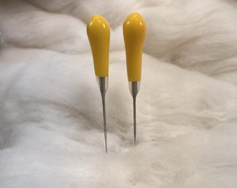 Yellow 40 Triangle Felting Needles 2 Pack | Color-Coded Handle | Felt Alive