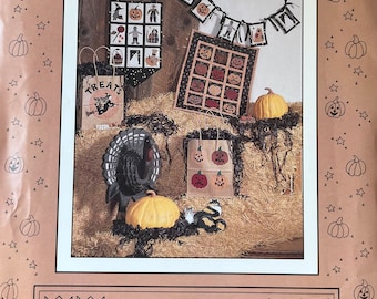 Frights & Delights Halloween Banners, Garland and Trick or Treat Bags Mumm’s The Word Vintage 1990 Pattern