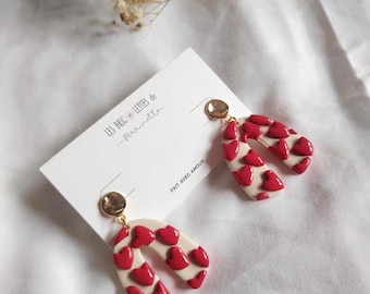 Heart earrings - Dangling earrings with small embossed hearts - Handmade jewelry