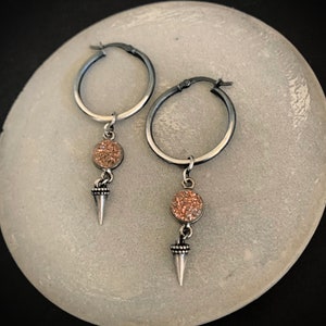 Druzy Stone Hoop Earrings, STERLING SILVER, Copper Druzy Raw Stone, Ombre Hoop, Medium Hoop, Raw Crystal, Dangle Charm Hoop, Edgy, ViaLove image 3