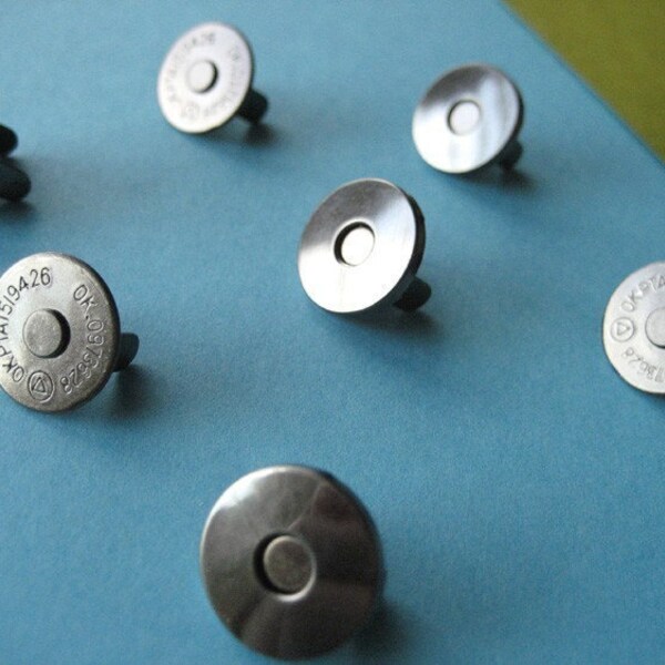FREE  SHIPPING -- Extra Thin 25 sets of 14 mm Black Nickel/Gunmetal Magnetic Snap Closures