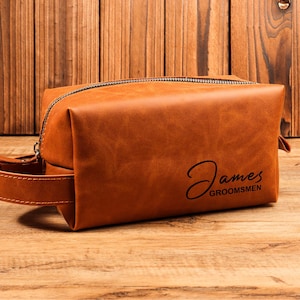 Personalized Leather Dopp Kit for Men, Custom Leather Toiletry Bag, Groomsmen Gift, Gift for Best Man and Groom, Anniversary Gift for Him