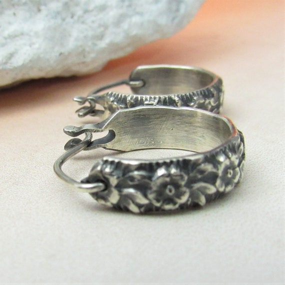 Sterling silver patterned hoops Sterling silver patterned hoops