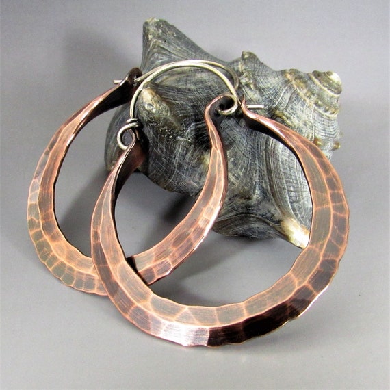 Large Hoops w Bead | Copper Large Hoops w Bead | Copper