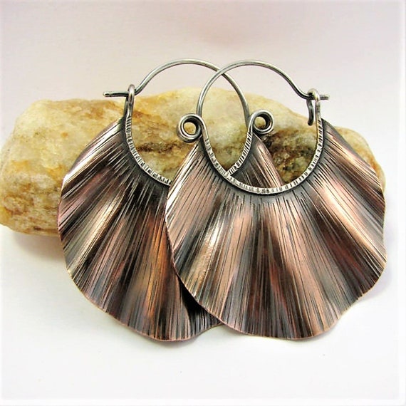 Boho Multi Tone Metal Hoop Chain Belt w/ Silver, Copper, Brass Tone Double Hoops Vintage | Accessories | Boho Multi Tone Metal Hoop Chain  main image 4