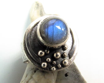 Labradorite Moon Ring, Sterling Silver Celestial, Lunar Jewelry