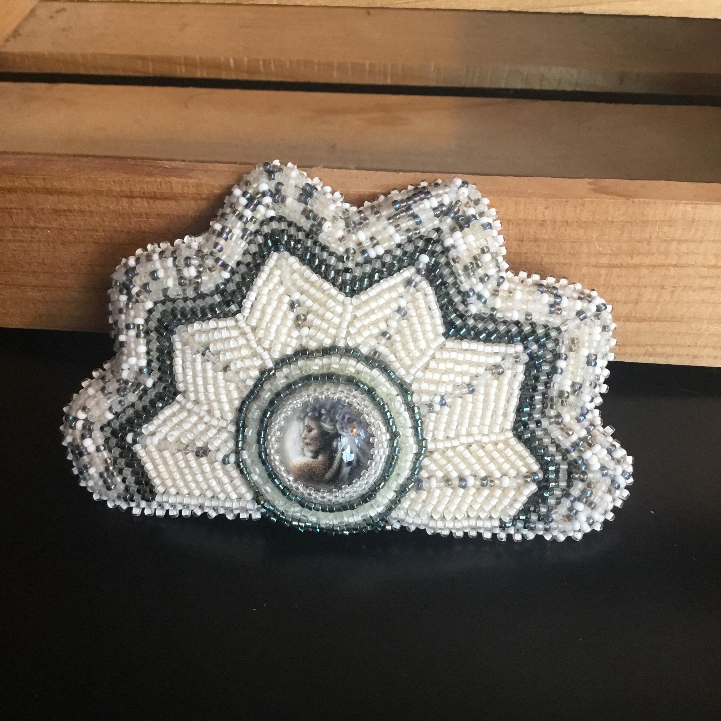 Beaded Feather Barrette: Rose Maiden Picture Cabochon  display picture 2