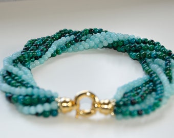 Collier multi-rangs, torsadé à porter, composé de perles naturelles givrées vertes et bleu clair, fait main, absolument unique
