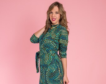 Vintage Turquoise Mosaic Shift Dress (Size Small/Medium)