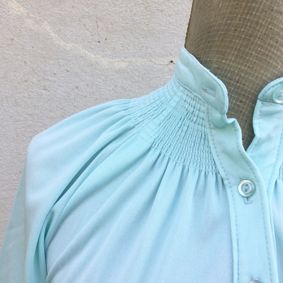 1970s Mint Green Smocked Yoke Dress (Women's Size… - image 5