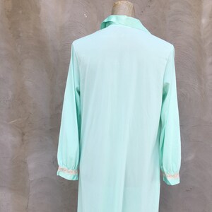 Vintage 1960s Mint Green Floor Length Night Gown Size M/L image 10