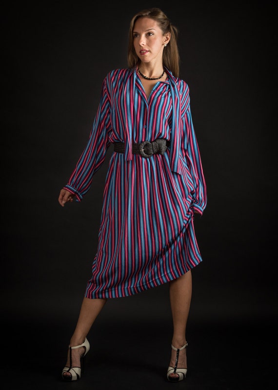 Vintage Bold Striped Tie Neck Blouse/Skirt Set (S… - image 1