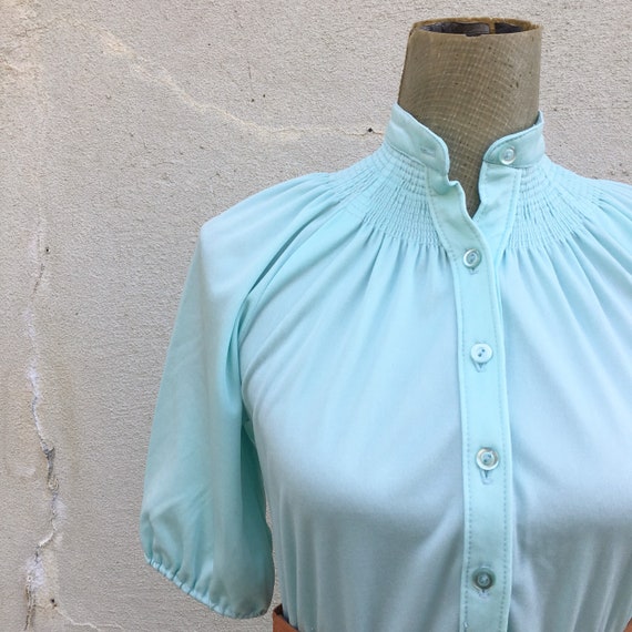 1970s Mint Green Smocked Yoke Dress (Women's Size… - image 4