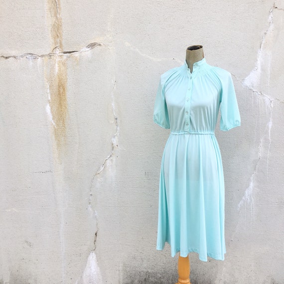 1970s Mint Green Smocked Yoke Dress (Women's Size… - image 10