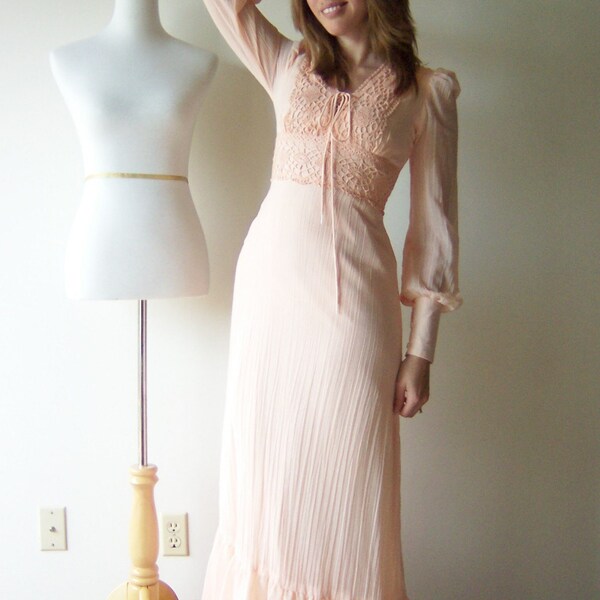 ON RESERVE.......................Vintage Juliet Dress