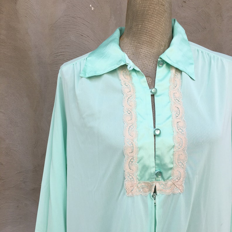 Vintage 1960s Mint Green Floor Length Night Gown Size M/L image 4