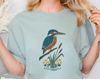 Vintage Kingfisher Comfort Colors T-shirt, Cottagecore Distressed Bird Tee, Boho Floral Apparel, Retro Bird Lover Shirt