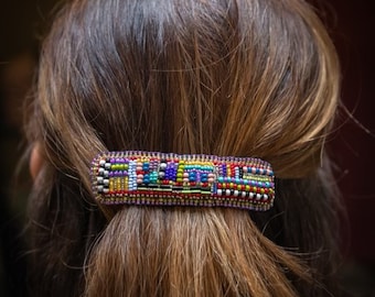 Barrette barette multicolore avec perles